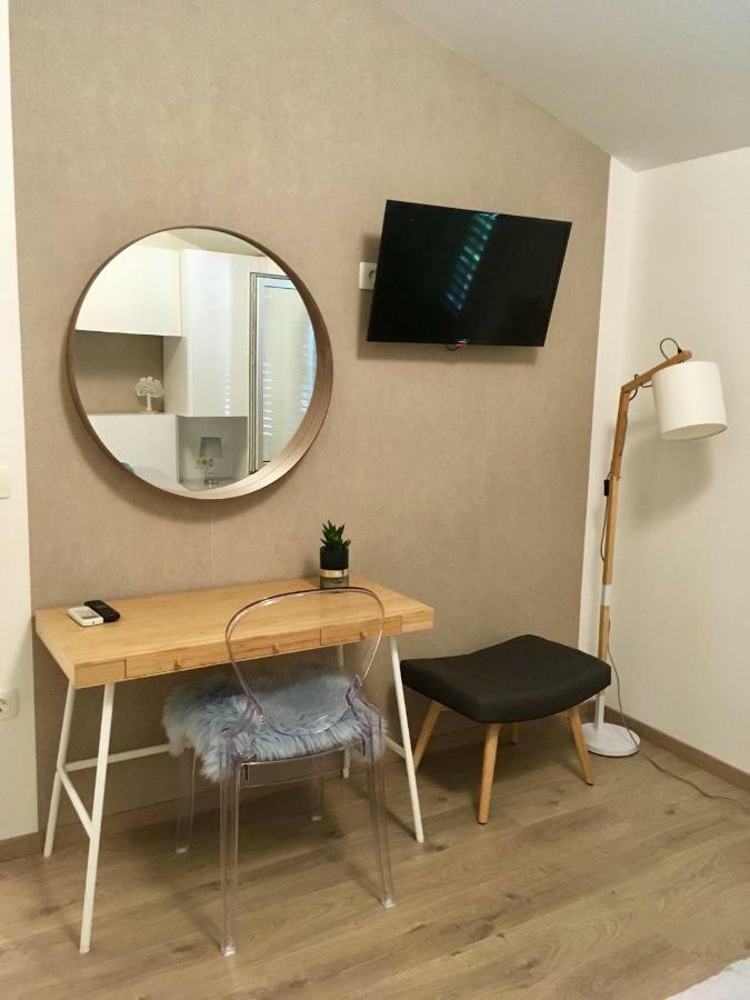 Apartments Besker Makarska Kültér fotó