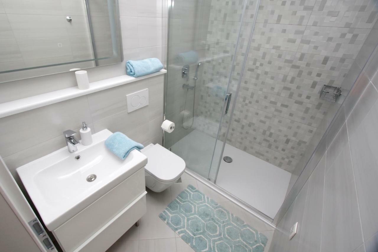 Apartments Besker Makarska Kültér fotó